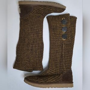 Ugg Classic Cardy Womens Size 6- Brown Knit Triple Button Sock Boots